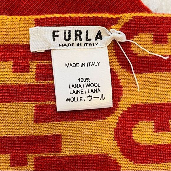 FURLA Wool Blend Link Design Scarf NWOT - Picture 3 of 5